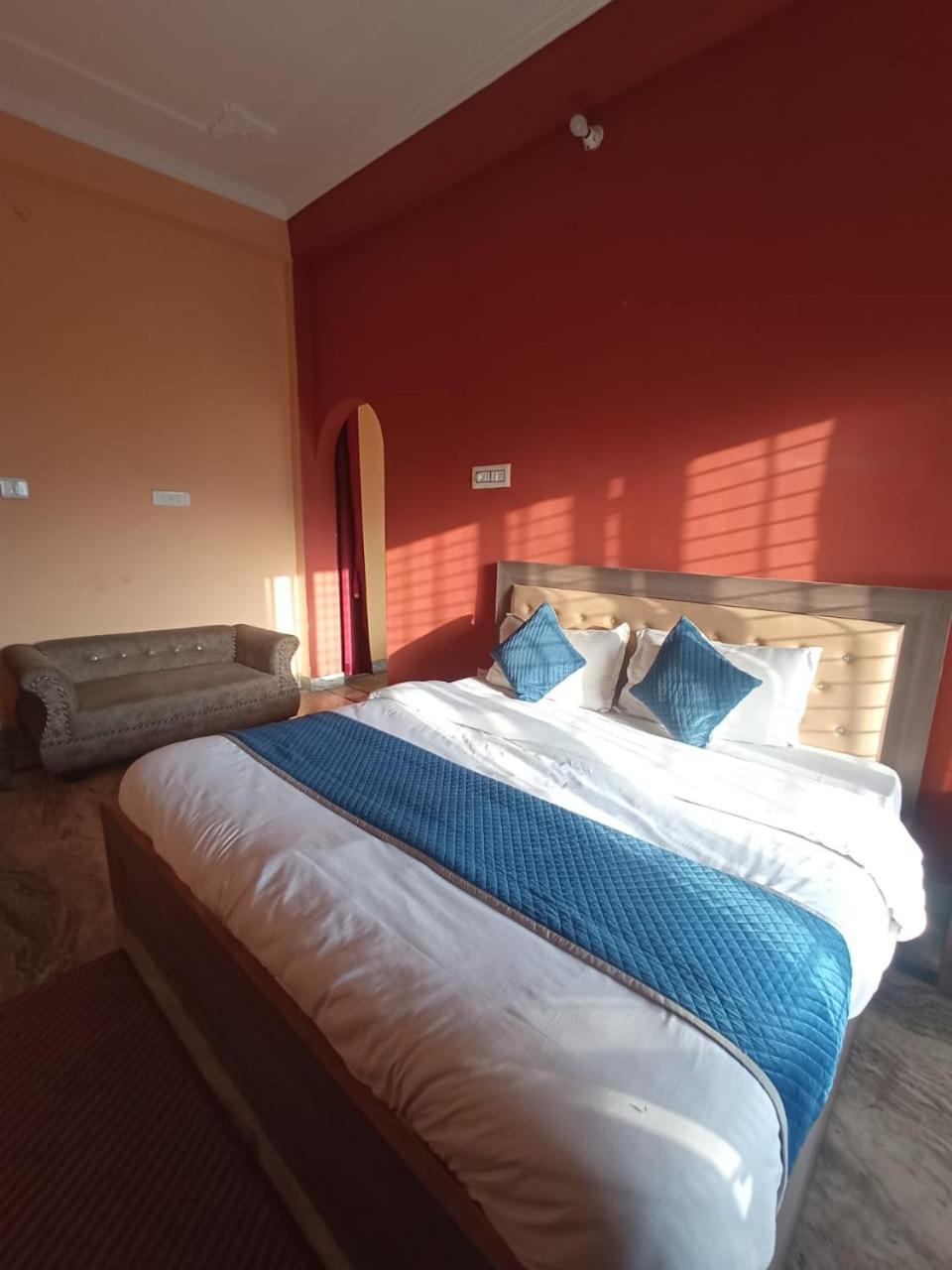 Siddhi Vinayak Hotel And Banquet Bhīm Tāl Екстериор снимка
