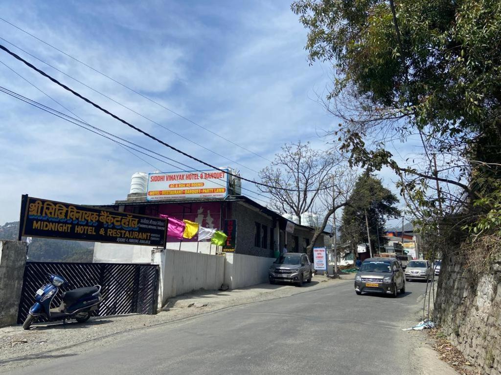 Siddhi Vinayak Hotel And Banquet Bhīm Tāl Екстериор снимка