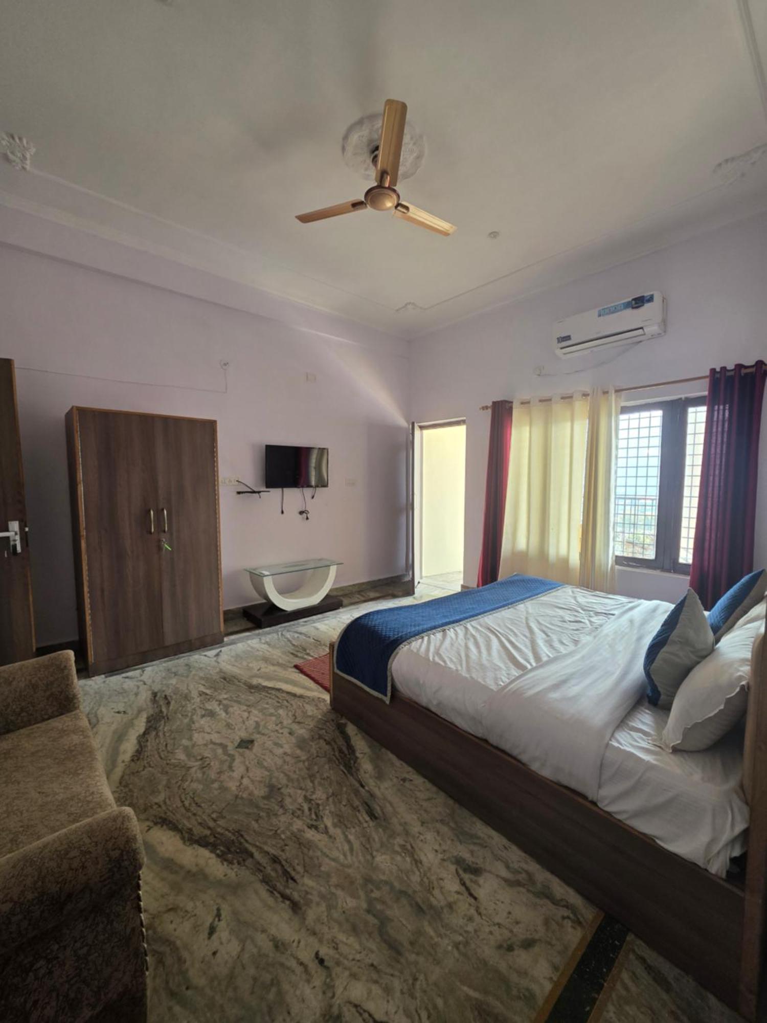 Siddhi Vinayak Hotel And Banquet Bhīm Tāl Екстериор снимка