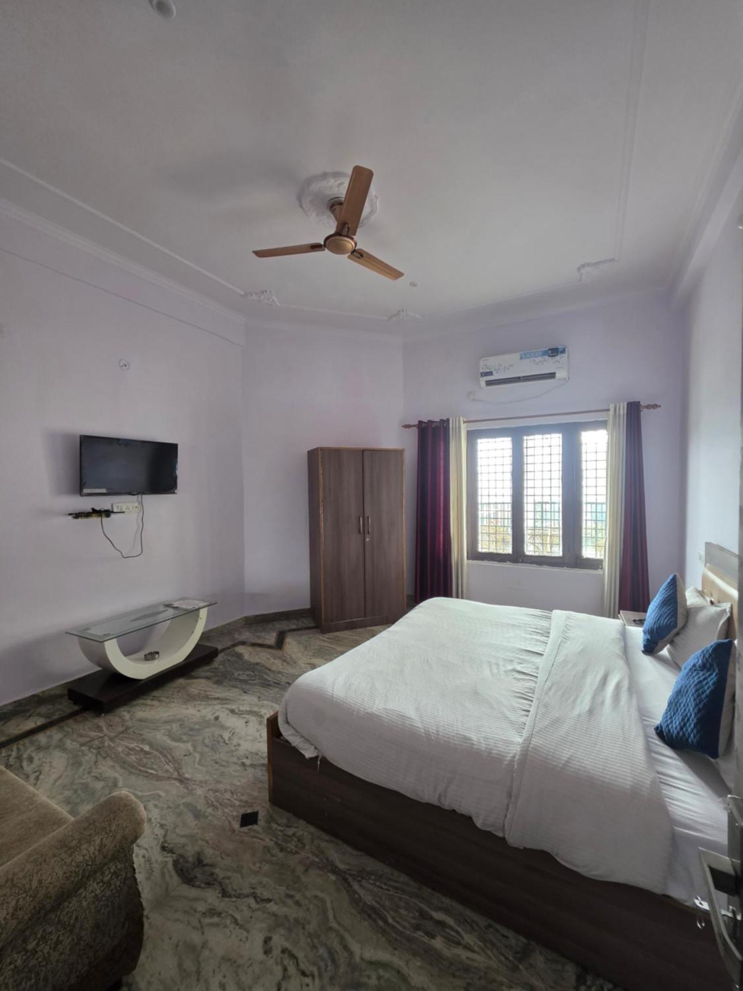 Siddhi Vinayak Hotel And Banquet Bhīm Tāl Екстериор снимка